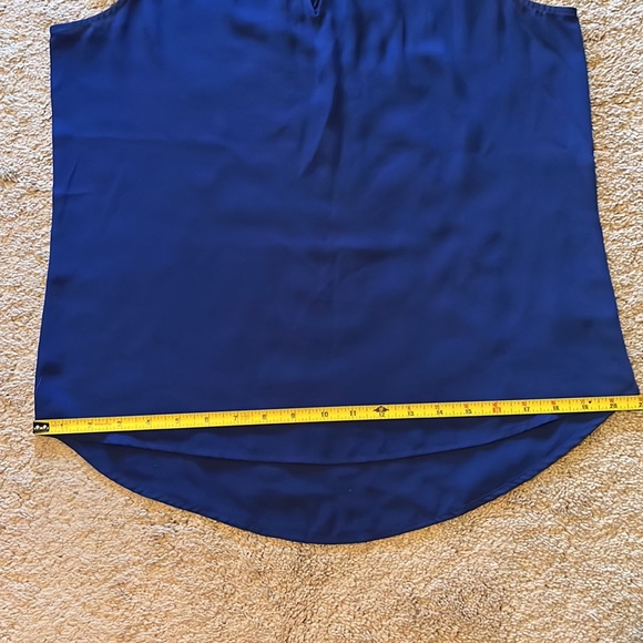 NWOT Royal Blue Express Top. Size M. - Picture 15 of 16